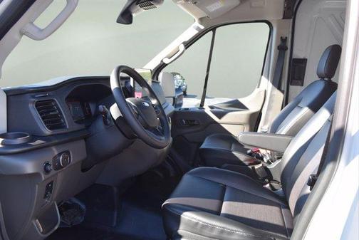 2026 Ford Transit-250