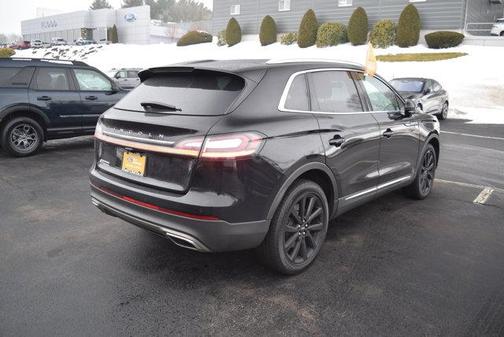 2021 Lincoln Nautilus Reserve