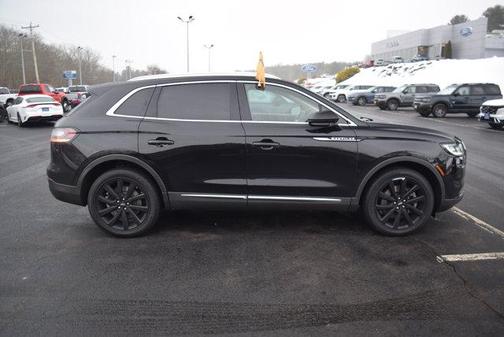 2021 Lincoln Nautilus Reserve