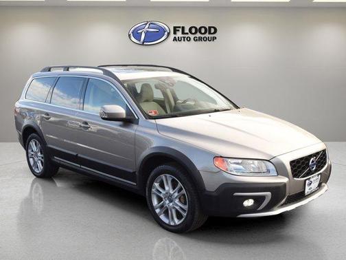 Silver 2016 Volvo XC70 T5 Premier
