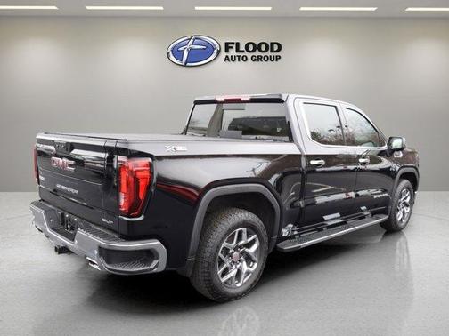 Onyx Black 2025 GMC Sierra 1500 SLT