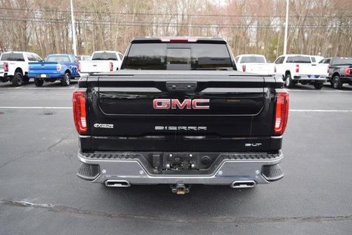 Onyx Black 2025 GMC Sierra 1500 SLT