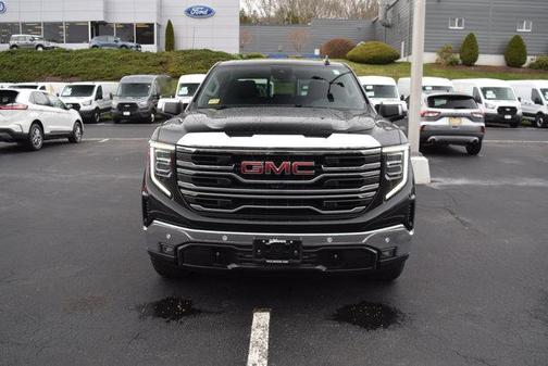 Onyx Black 2025 GMC Sierra 1500 SLT
