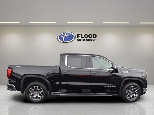 Onyx Black 2025 GMC Sierra 1500 SLT