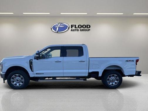 Star White 2026 Ford F-250 Lariat