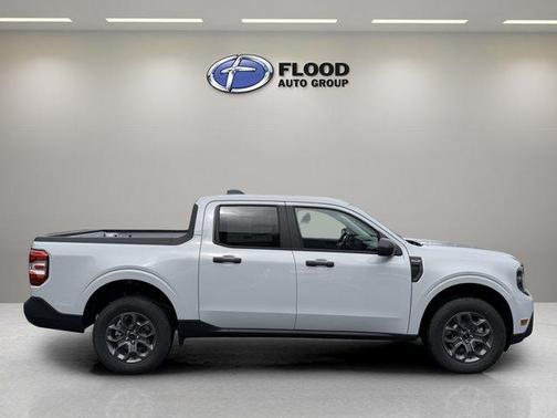 Space White Metallic 2026 Ford Maverick XLT