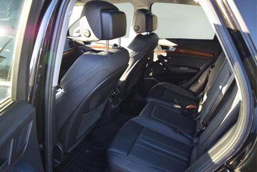 2023 Audi Q5 45 S line Prestige