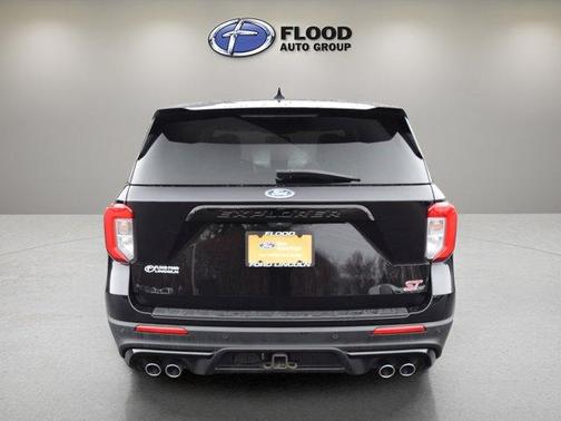 Black 2022 Ford Explorer ST