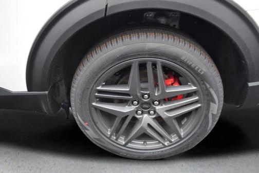 Star White 2026 Ford Explorer ST-Line