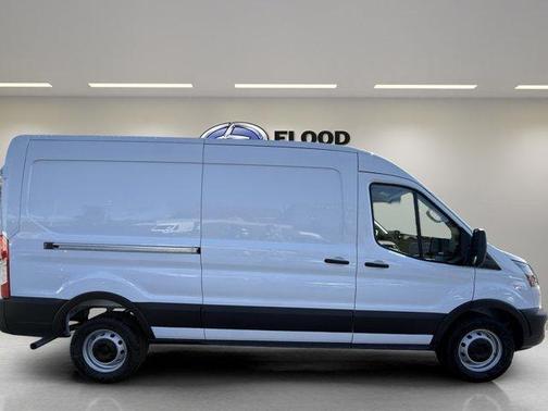 2026 Ford Transit-250 148 WB Medium Roof Cargo