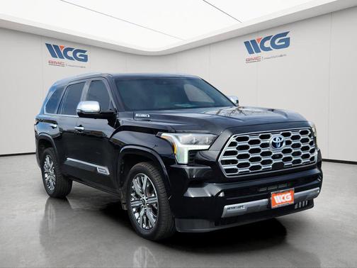 2023 Toyota Sequoia SR5