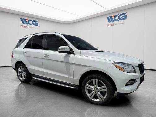 Polar White 2015 Mercedes-Benz M-Class 4MATIC