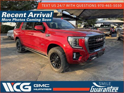2022 GMC Yukon XL 4WD AT4