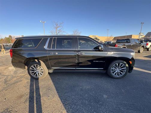 2024 GMC Yukon XL Denali