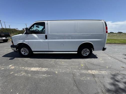 2018 GMC Savana 2500 Work Van