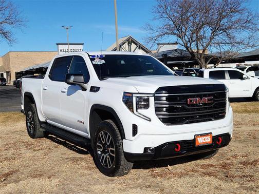 2025 GMC Sierra 1500 AT4
