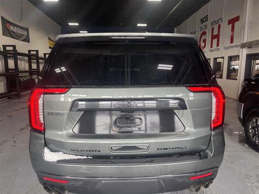 2023 GMC Yukon Denali Ultimate