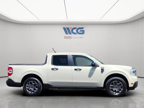 Brown 2024 Ford Maverick XLT