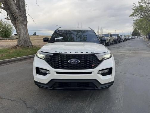 White 2023 Ford Explorer ST