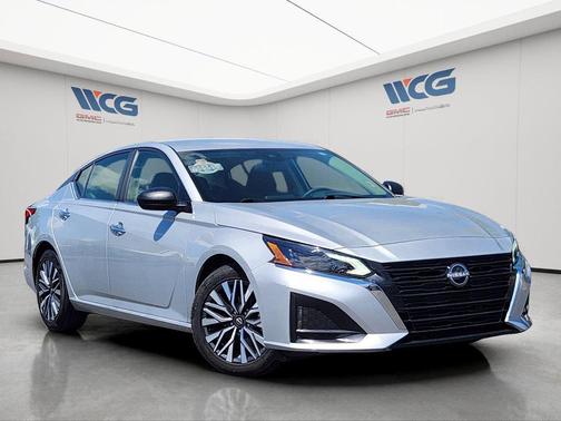 Silver 2024 Nissan Altima 2.5 SV