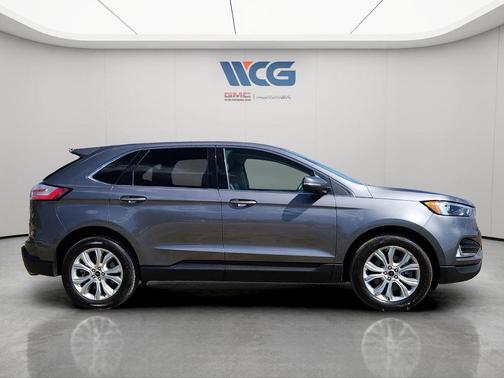 Gray 2023 Ford Edge Titanium