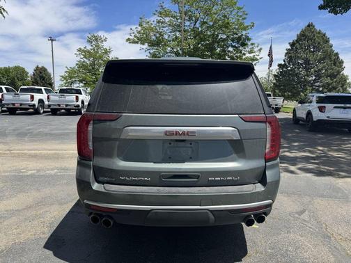 Green 2024 GMC Yukon Denali