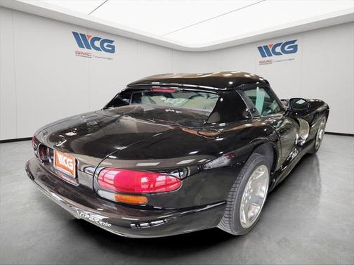 1999 Dodge Viper RT/10