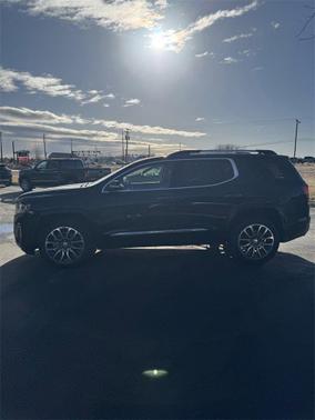 2020 GMC Acadia Denali