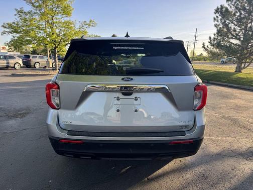 Silver 2024 Ford Explorer XLT