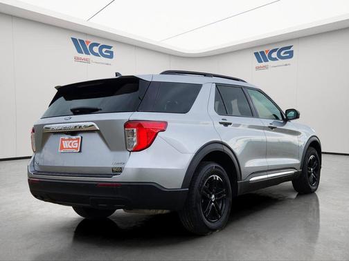 Silver 2024 Ford Explorer XLT