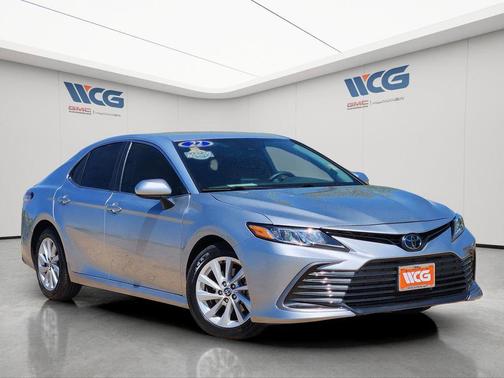 White 2022 Toyota Camry LE