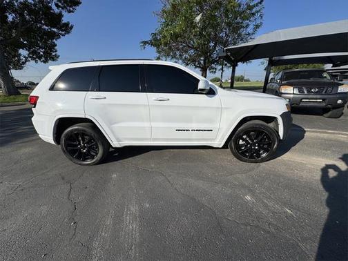 2021 Jeep Grand Cherokee Laredo