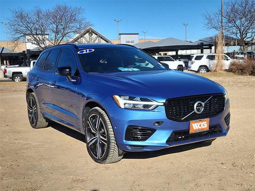2021 Volvo XC60 Recharge Plug-In Hybrid T8 R-Design