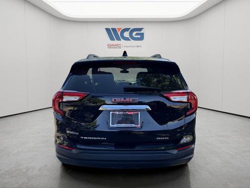 Black 2024 GMC Terrain SLE