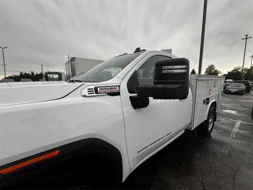 2025 GMC Sierra 3500 Base