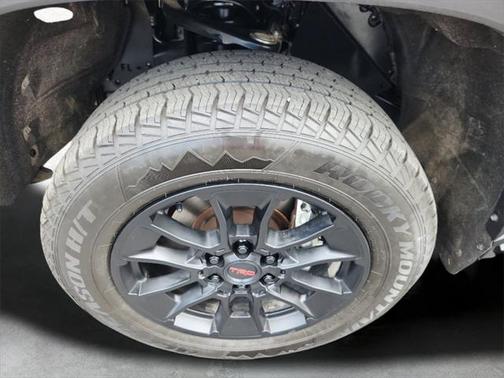 2022 Toyota Tundra SR5