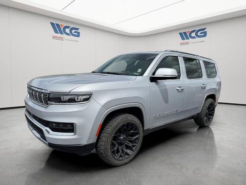 Silver 2022 Jeep Grand Wagoneer Series I 4x4