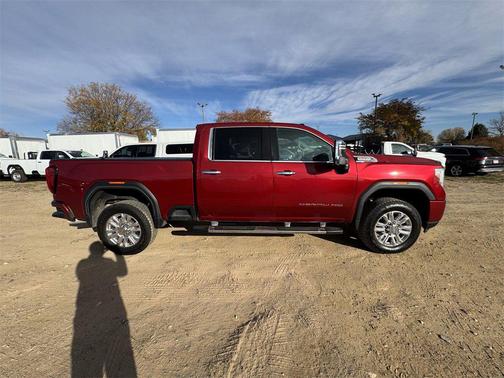 2023 GMC Sierra 2500 Denali