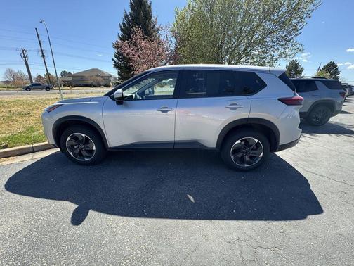 Silver 2024 Nissan Rogue SV