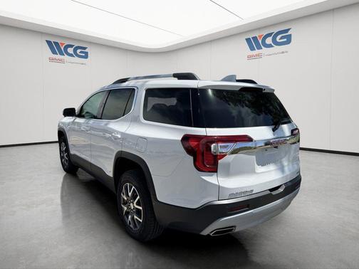 White 2023 GMC Acadia AWD SLE