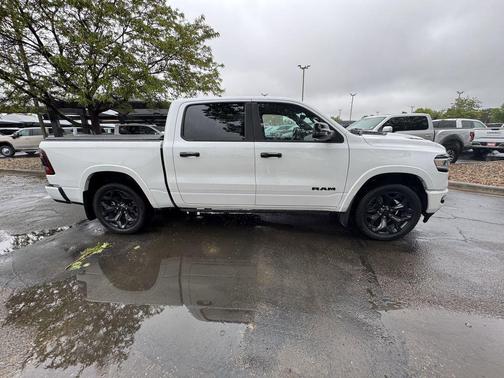 Ivory White Tri-Coat Pearlcoat 2024 RAM 1500 Limited