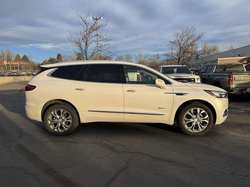 2021 Buick Enclave AWD Avenir