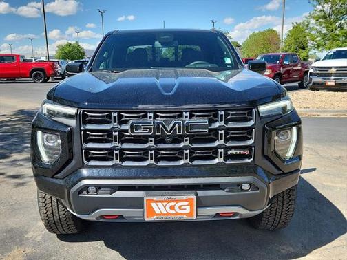2025 GMC Canyon Base