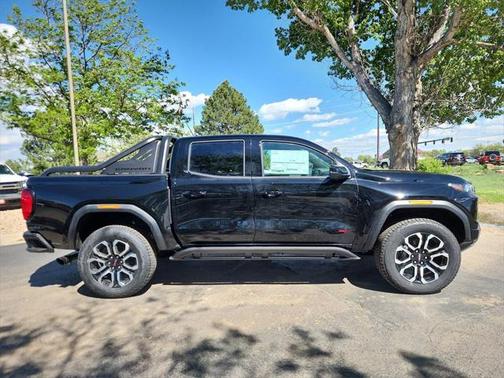 2025 GMC Canyon Base