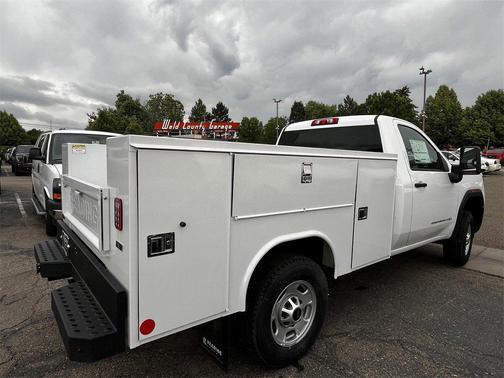 2025 GMC Sierra 2500 Base