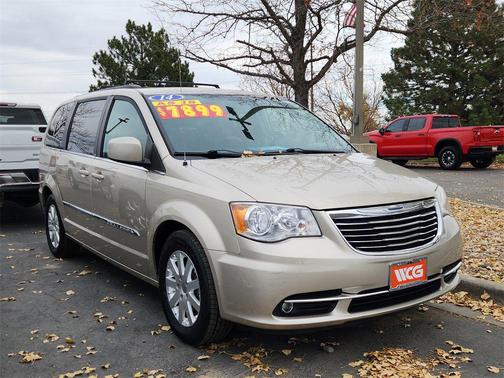 2014 Chrysler Town & Country Touring