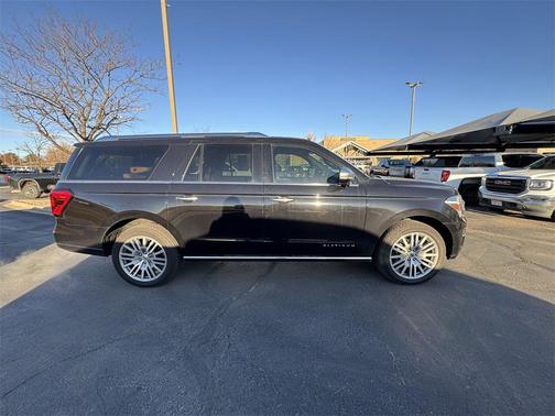 2022 Ford Expedition Max Platinum