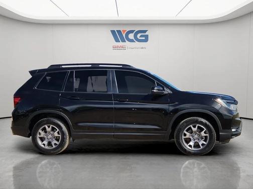 Black 2022 Honda Passport AWD TrailSport