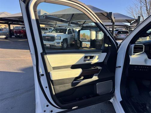 2024 Toyota Sequoia Capstone