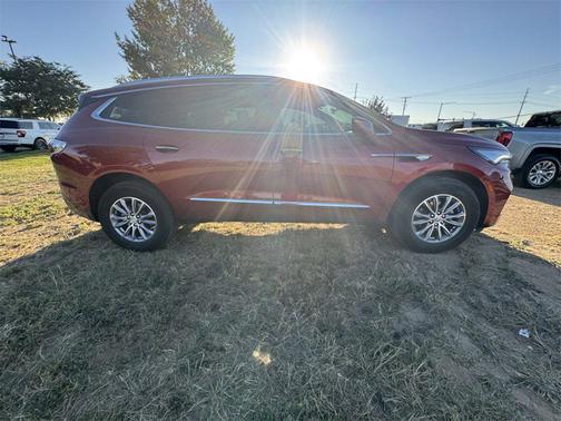 2024 Buick Enclave Essence AWD